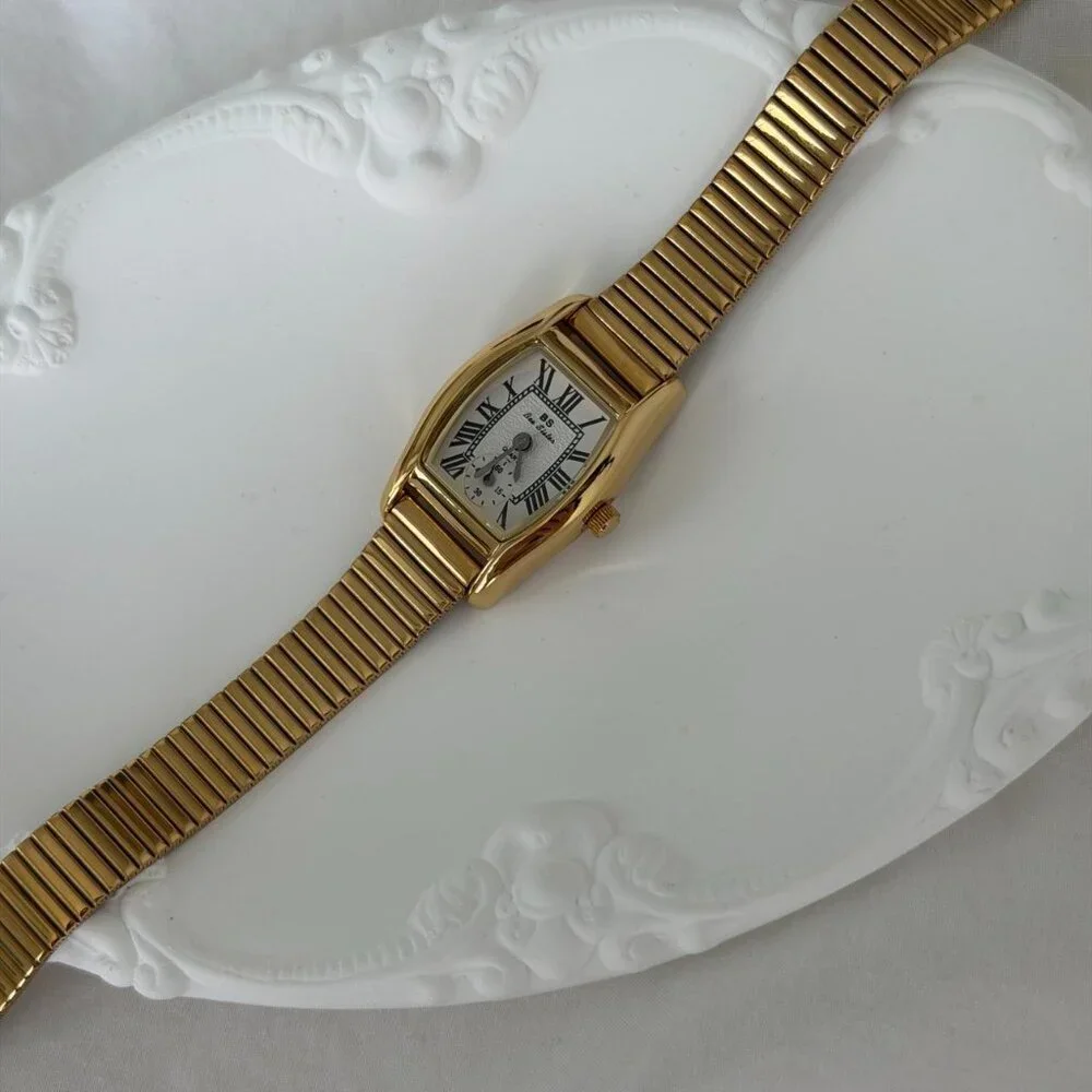 SKU:0482 gold‎ white mini watch vintage vibe+in a gift bag fit any hand size